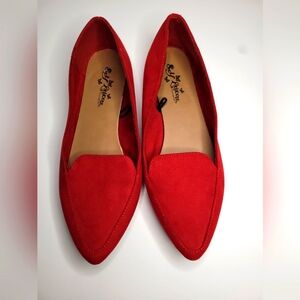 Womens Red Classic Pointed Toe Faux Suede Comfort Slip On Flats Size 8.5w
